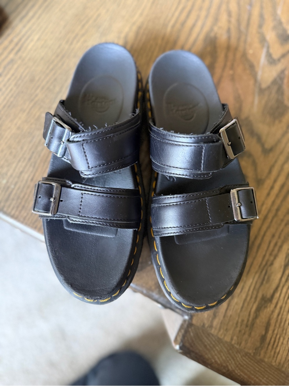 Dr. Martens Myles Platform Slide Sandals Black Leather Sz 9 Women’s / 8 Men’s - Picture 3 of 7